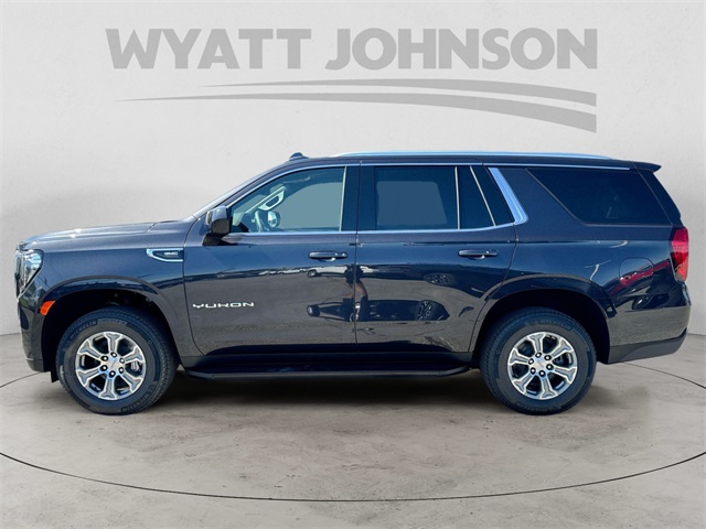 Vehicle image 8 of 28