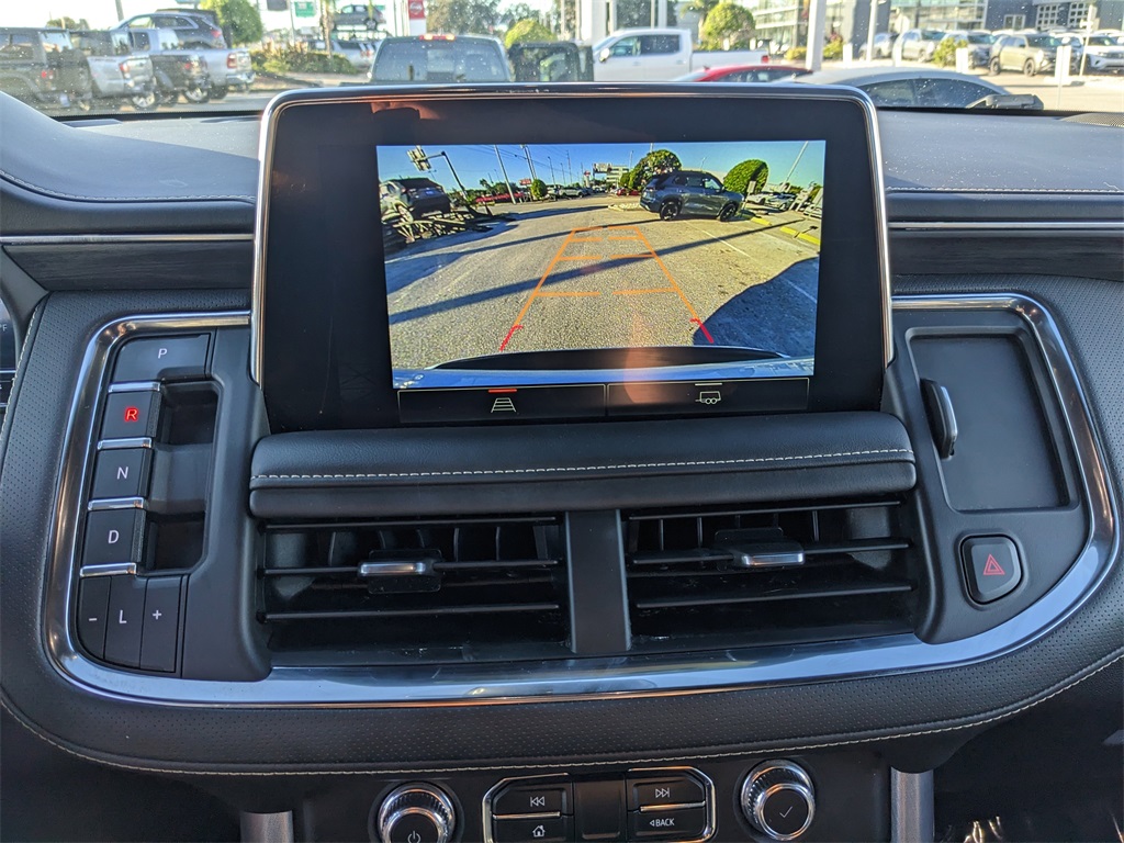 2024 GMC Yukon SLT Image 21 of 35