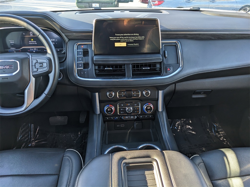 2024 GMC Yukon SLT Image 16 of 35