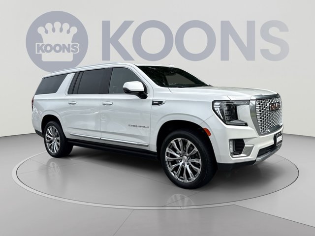2024 GMC Yukon XL Denali Image 3 of 24