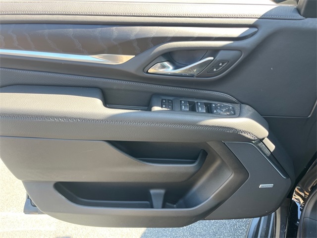Vehicle image 21 of 30