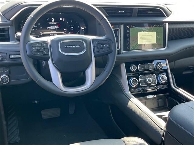 Vehicle image 16 of 30