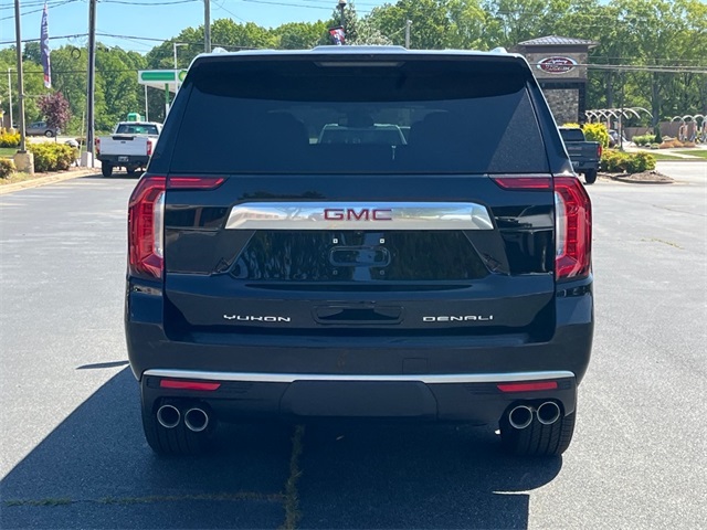 Vehicle image 8 of 30