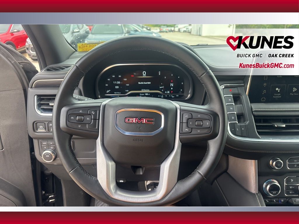 2024 GMC Yukon XL SLT Image 9 of 27