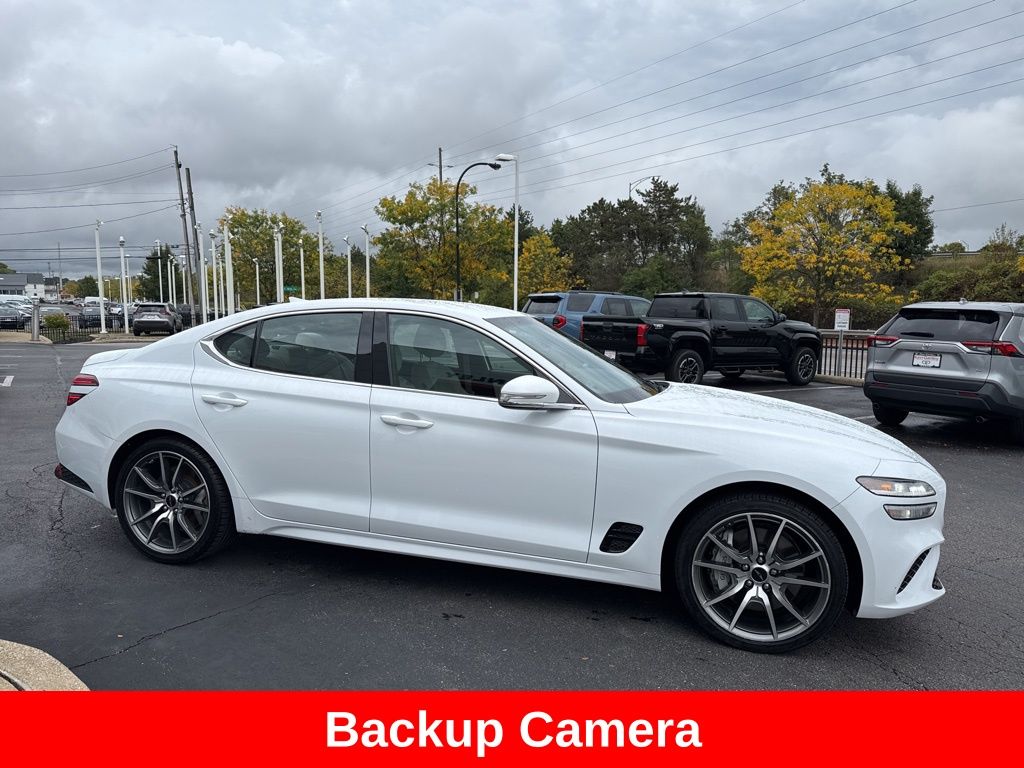 2024 Genesis G70 2.5T Image 2 of 40