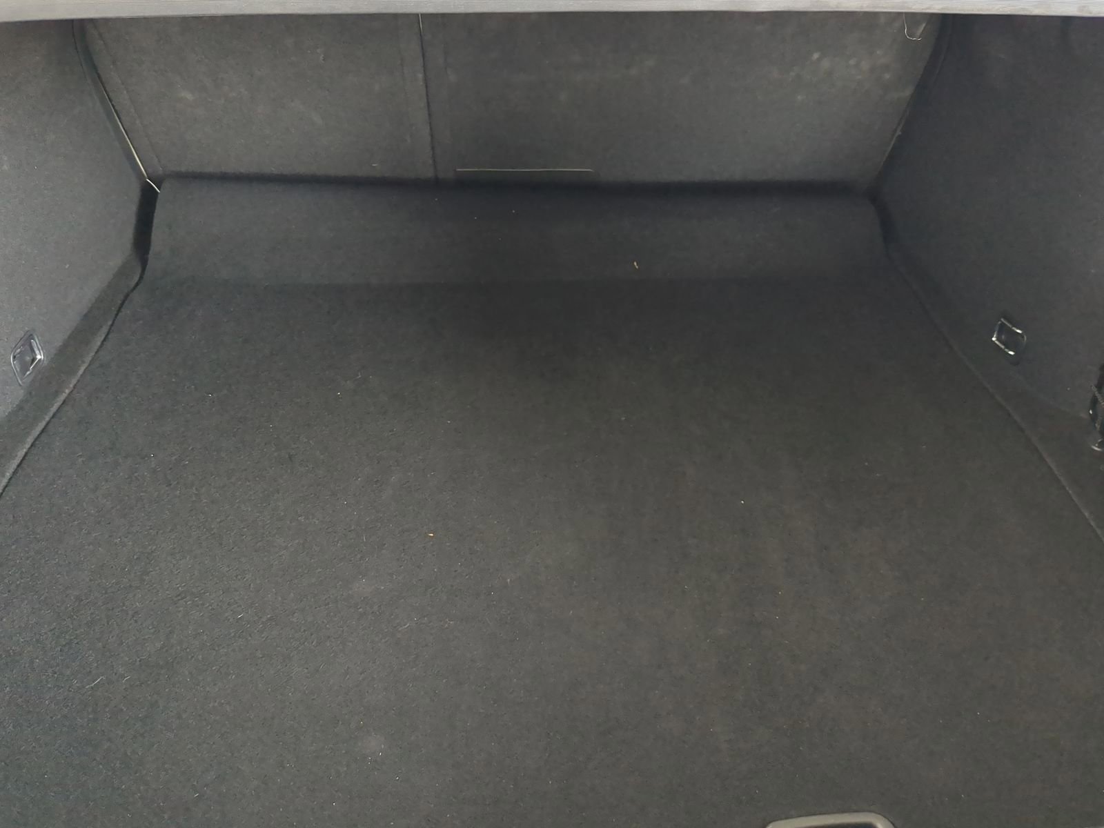 Vehicle image 10 of 23