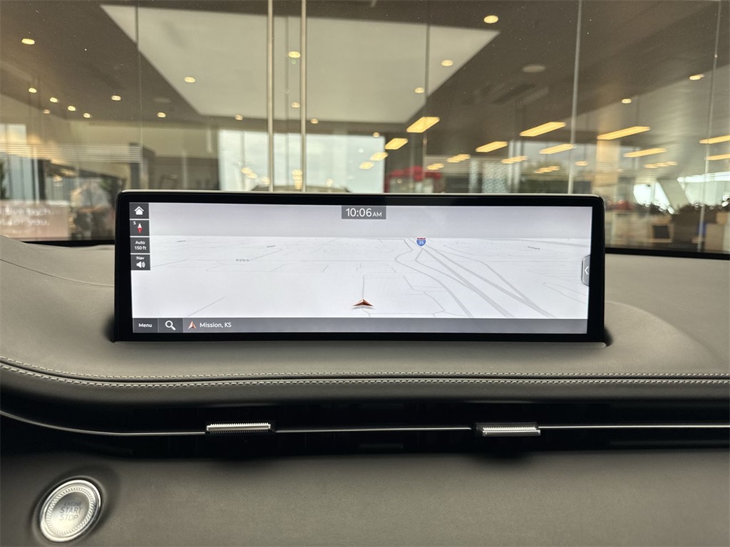 2024 Genesis GV70 3.5T Sport Image 19 of 28