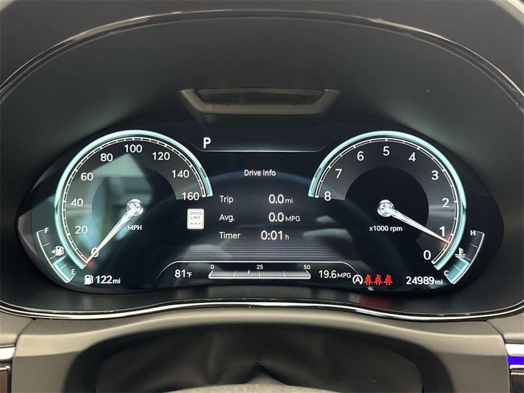 2024 Genesis GV70 3.5T Sport Image 17 of 28