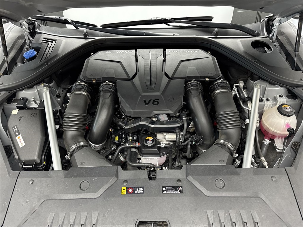 2024 Genesis GV70 3.5T Sport Image 10 of 28