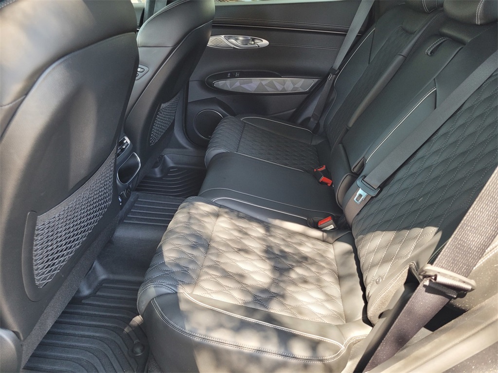 2024 Genesis GV70 3.5T Sport Image 13 of 29