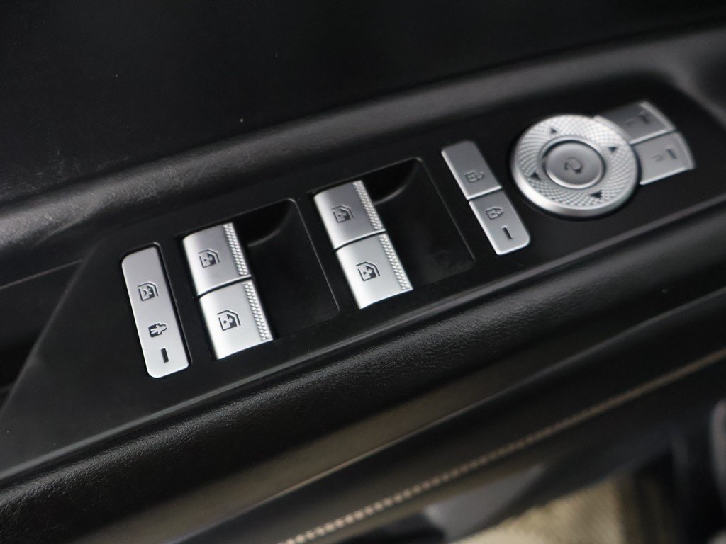 2024 Genesis GV80 Base Image 58 of 60