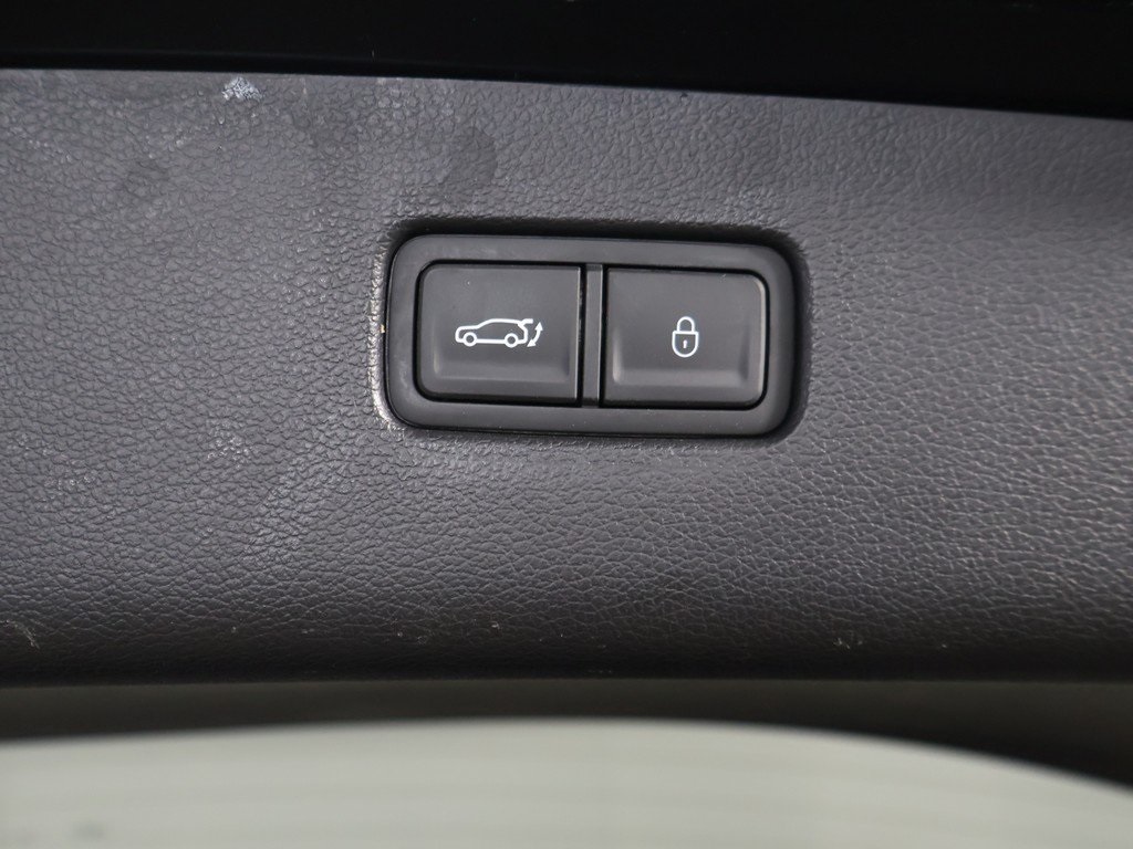 2024 Genesis GV80 Base Image 49 of 60