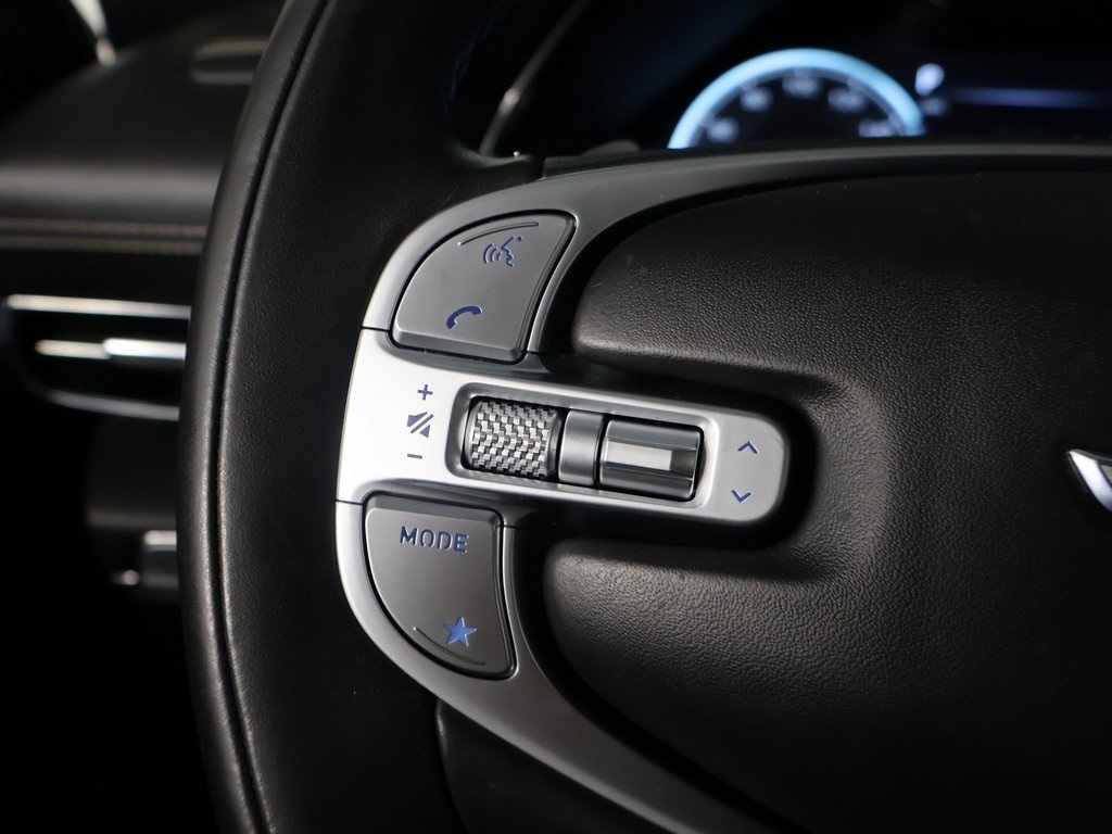 2024 Genesis GV80 Base Image 40 of 60