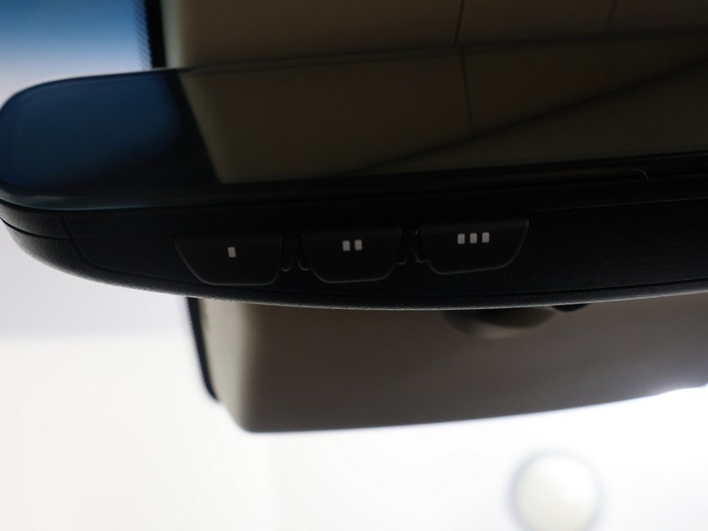 2024 Genesis GV80 Base Image 54 of 60