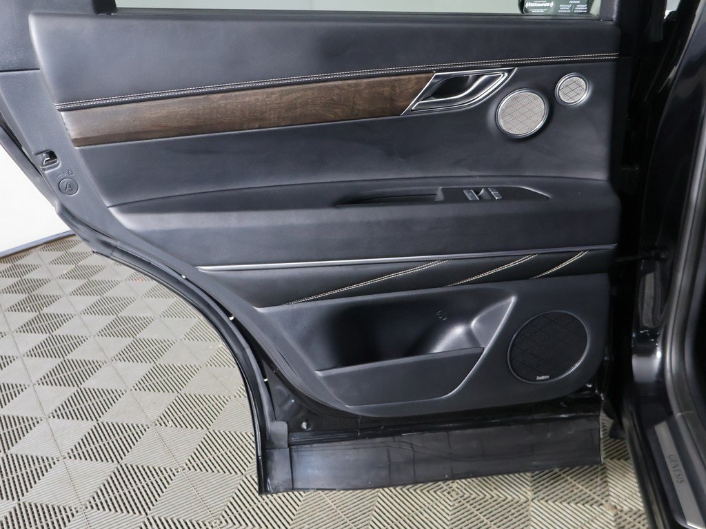 2024 Genesis GV80 Base Image 37 of 60