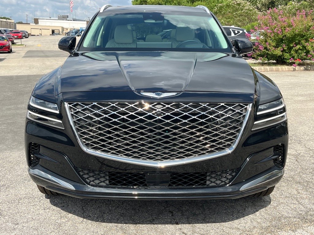 Vehicle image 4 of 23