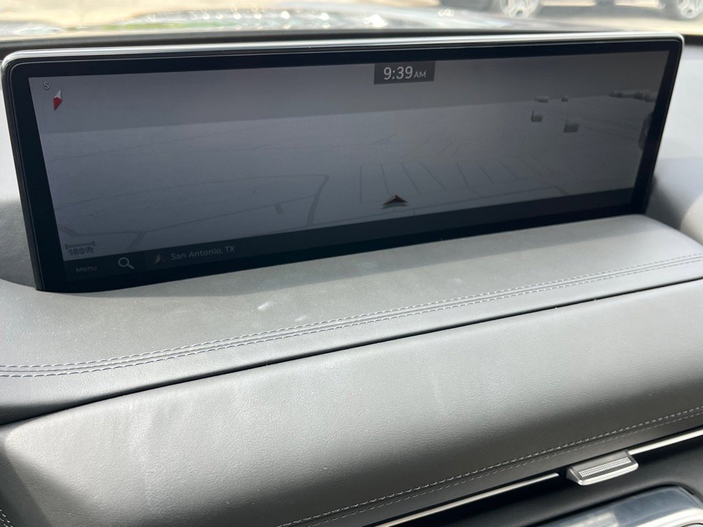 Vehicle image 15 of 23