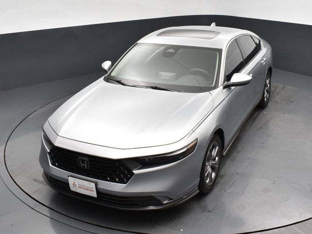 2024 Honda Accord EX Image 2 of 33