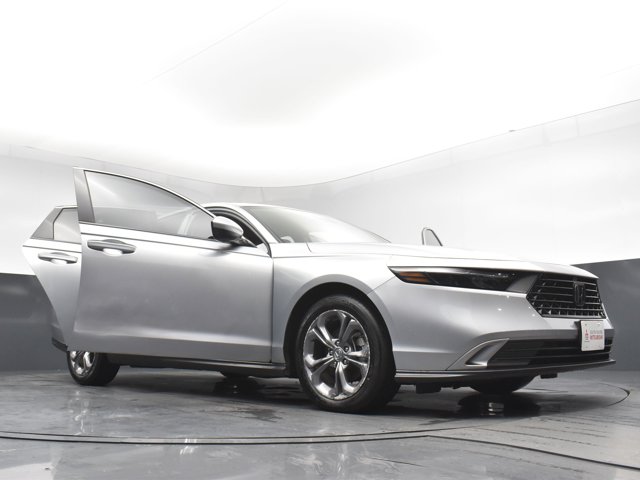 2024 Honda Accord EX Image 7 of 33