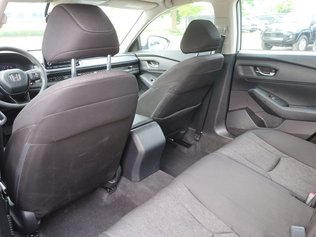 Vehicle image 22 of 49