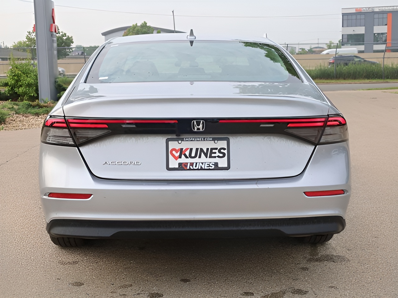 Vehicle image 47 of 49