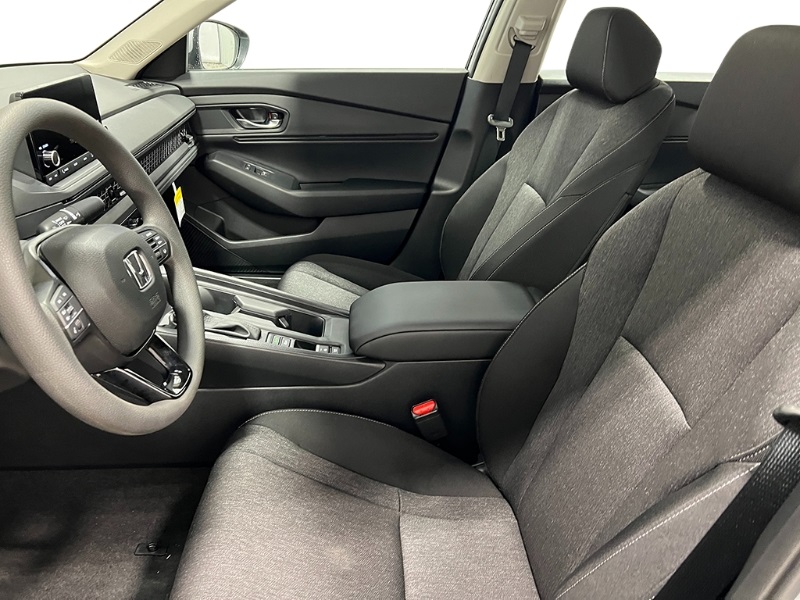 Vehicle image 12 of 31