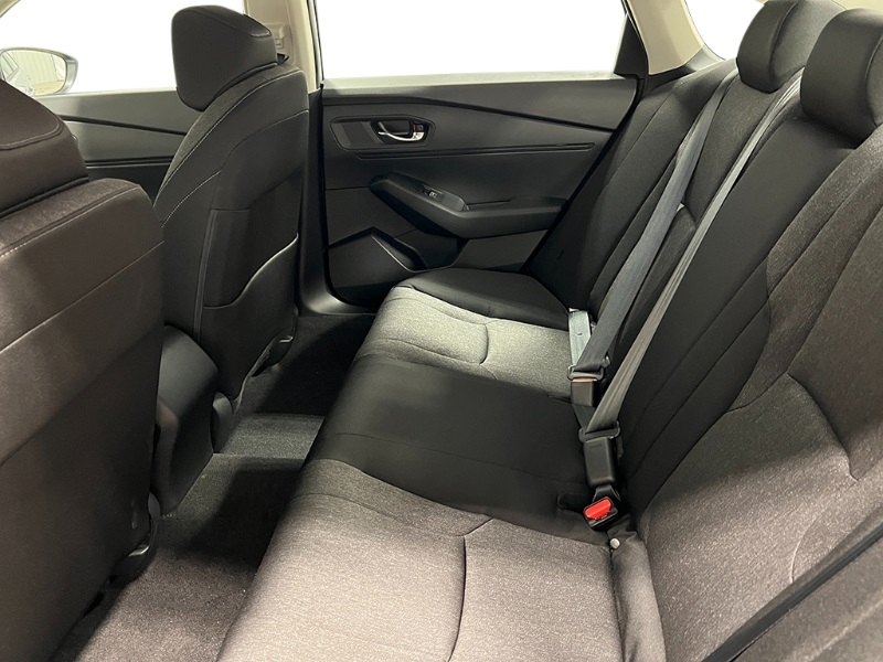 Vehicle image 29 of 31