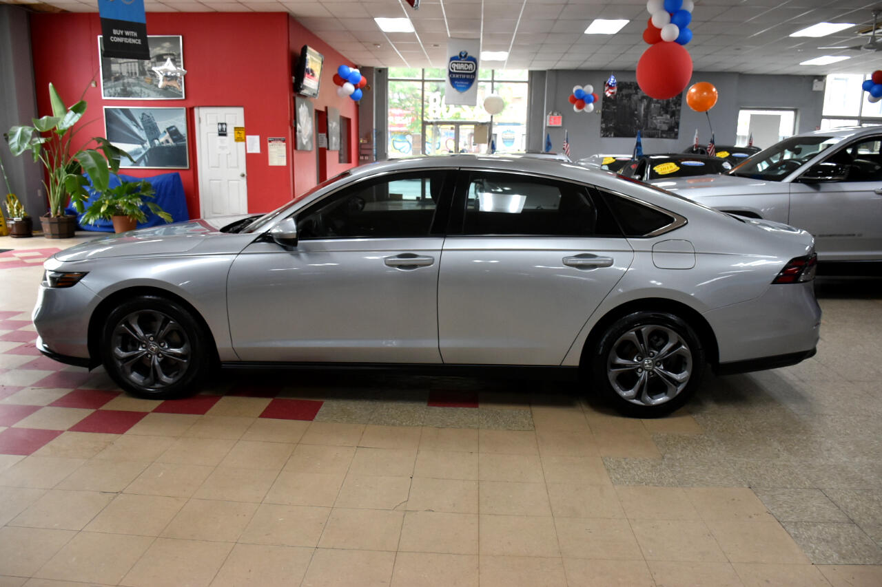 2024 Honda Accord EX Image 17 of 70