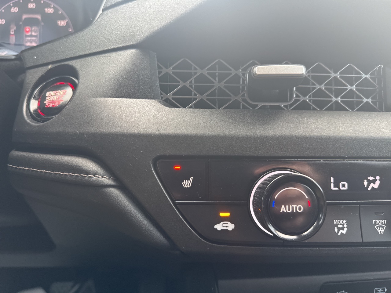 Vehicle image 13 of 16