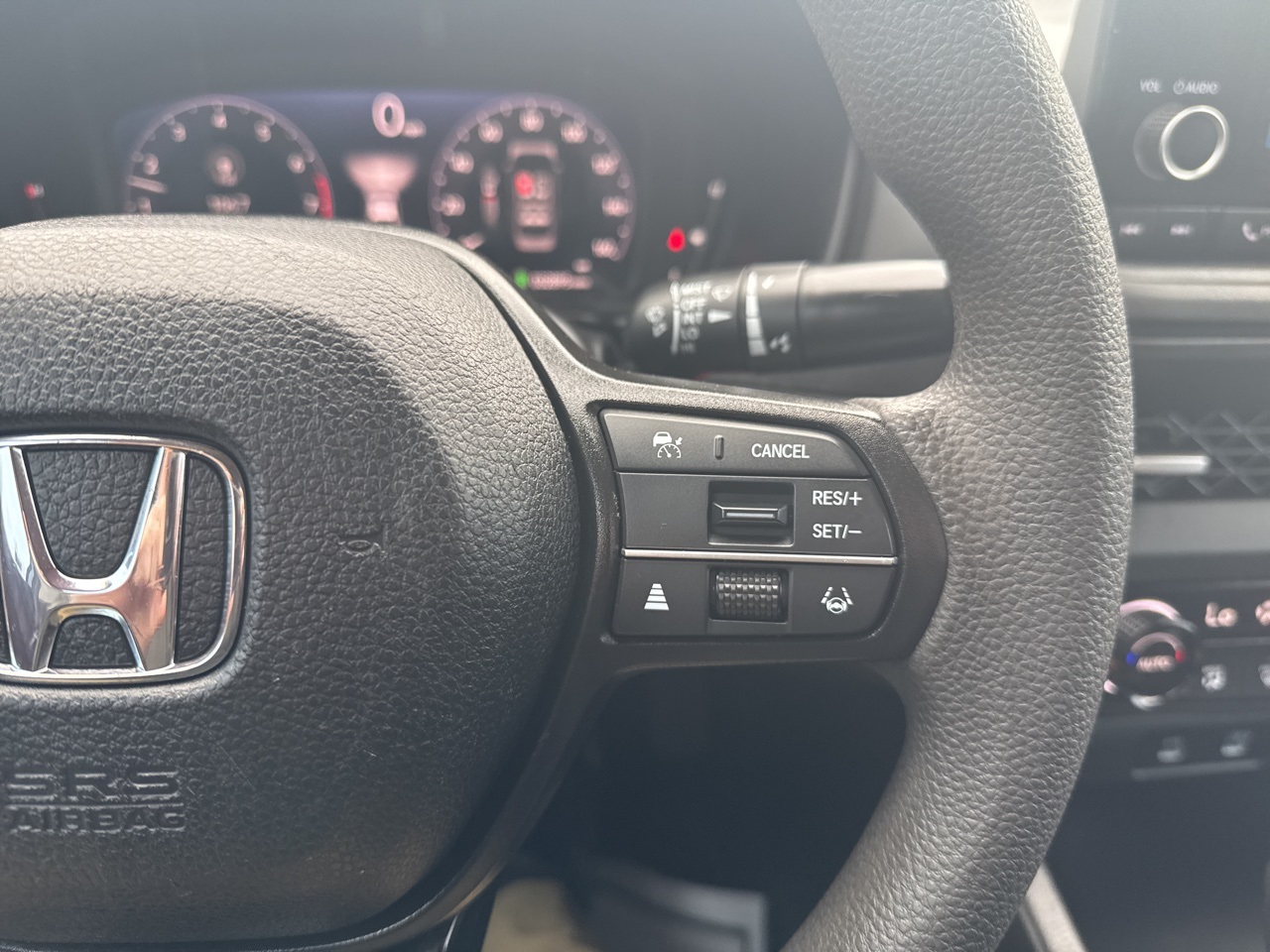 Vehicle image 12 of 16