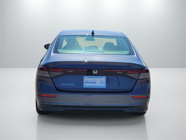 Vehicle image 5 of 20