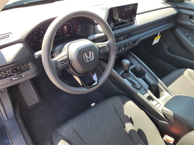 Vehicle image 12 of 20