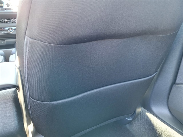 Vehicle image 11 of 20
