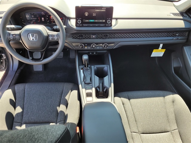 Vehicle image 13 of 20