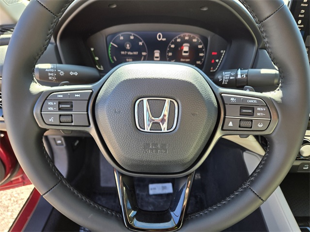 Vehicle image 12 of 15
