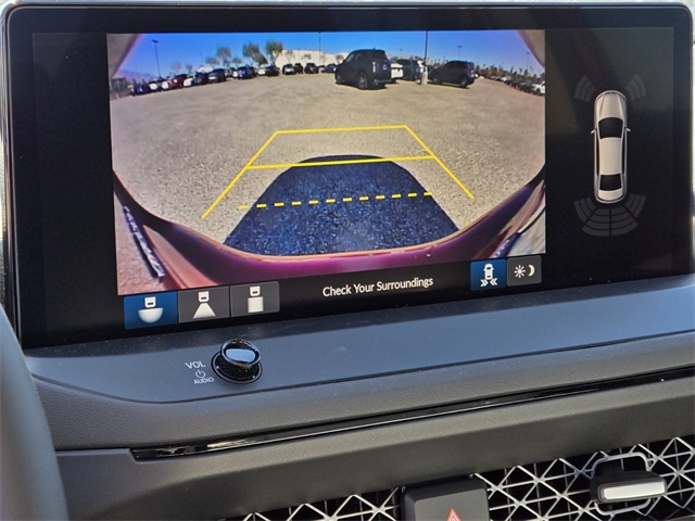 Vehicle image 14 of 15