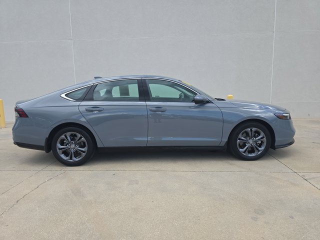 2024 Honda Accord Hybrid EX-L Image 5 of 42