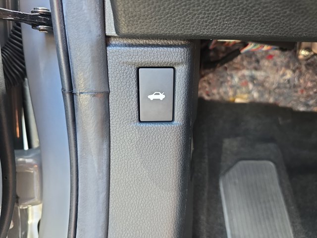 2024 Honda Accord Hybrid EX-L Image 33 of 42