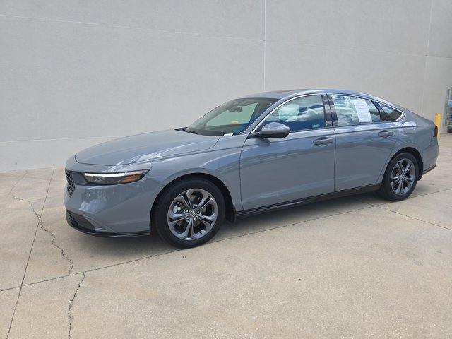 2024 Honda Accord Hybrid EX-L Image 1 of 42