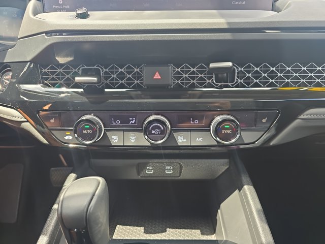 2024 Honda Accord Hybrid EX-L Image 18 of 42