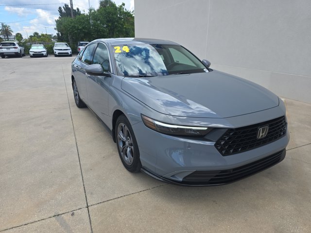 2024 Honda Accord Hybrid EX-L Image 4 of 42