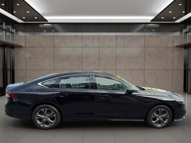 2024 Honda Accord Hybrid EX-L Image 3 of 24