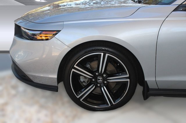 2024 Honda Accord Hybrid Sport Image 9 of 35
