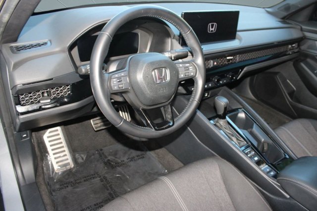 2024 Honda Accord Hybrid Sport Image 17 of 35