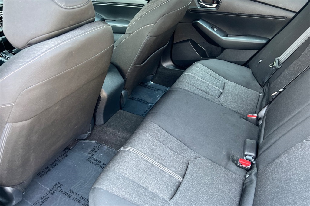Vehicle image 12 of 34