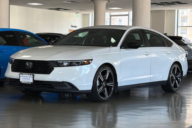 2024 Honda Accord Hybrid Sport Image 1 of 39