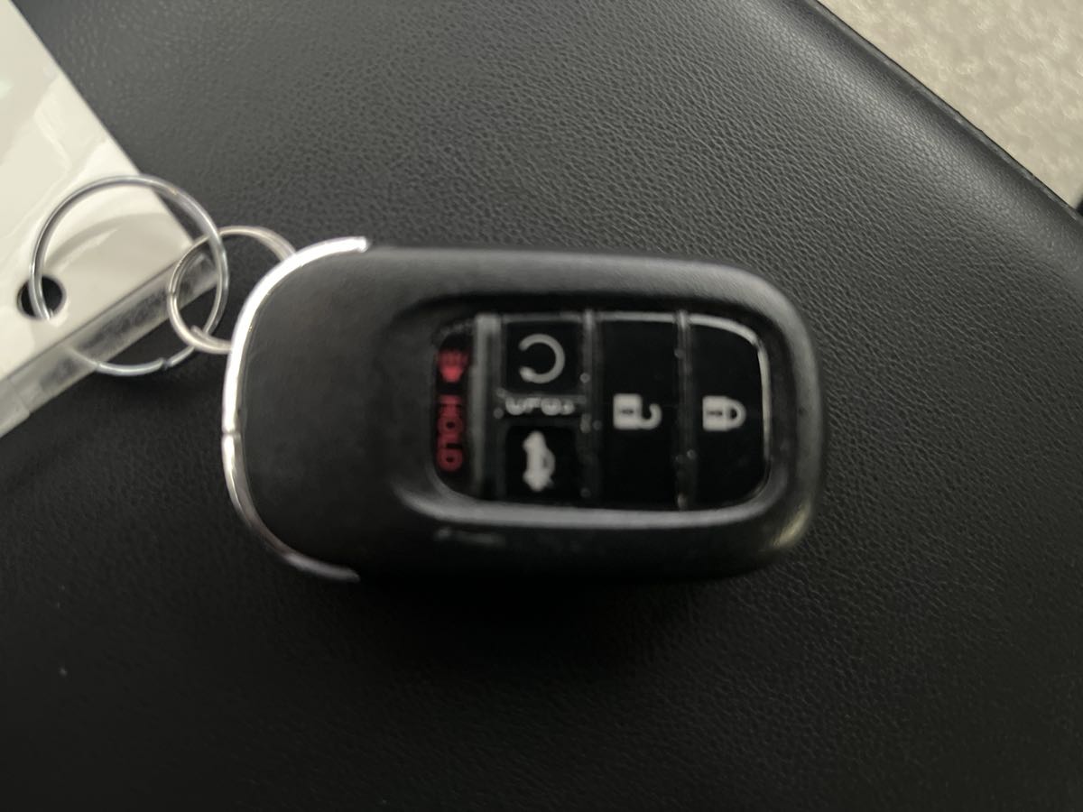 Vehicle image 16 of 34