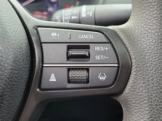 Vehicle image 27 of 31