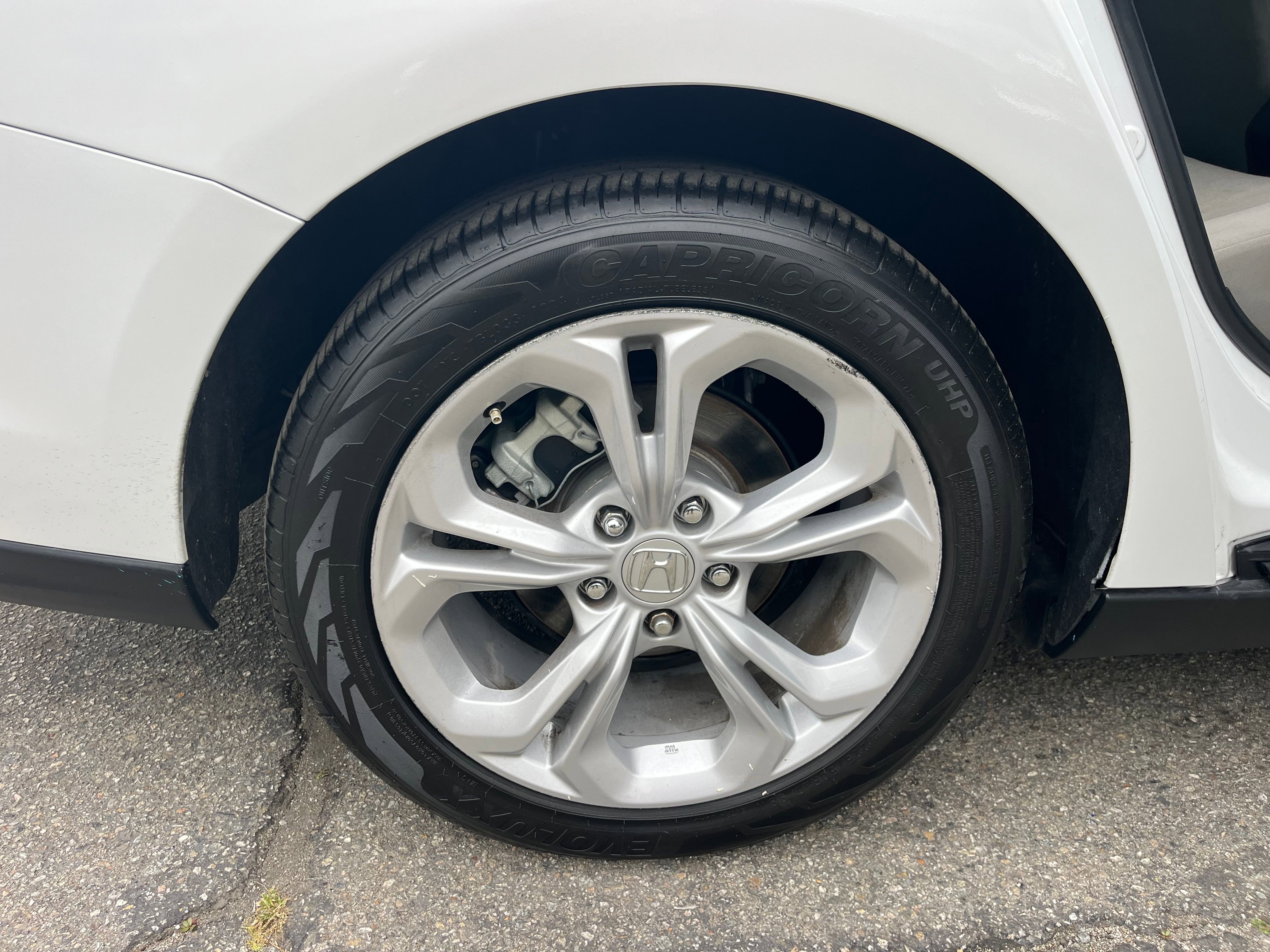 Vehicle image 58 of 63