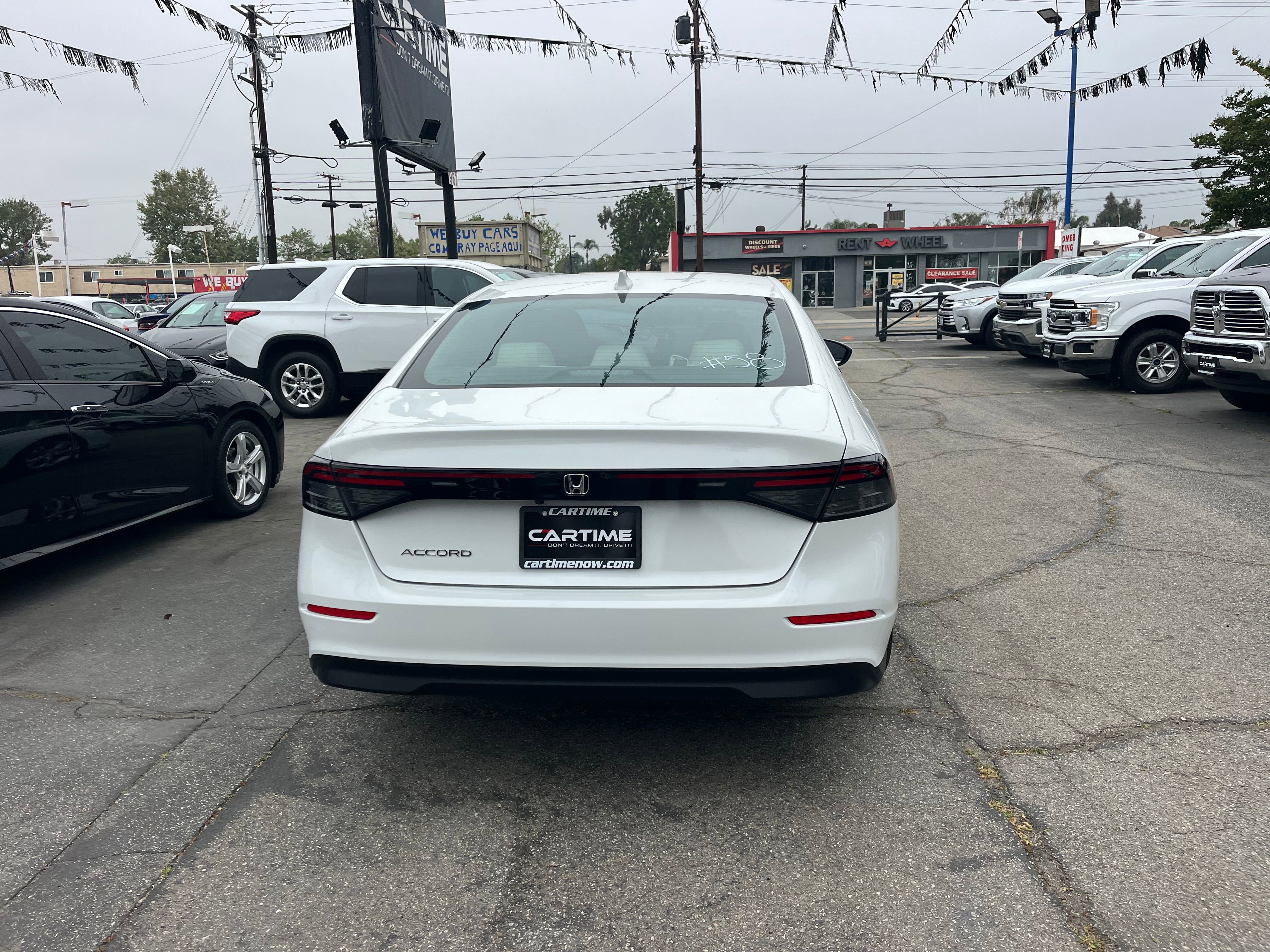 Vehicle image 15 of 63